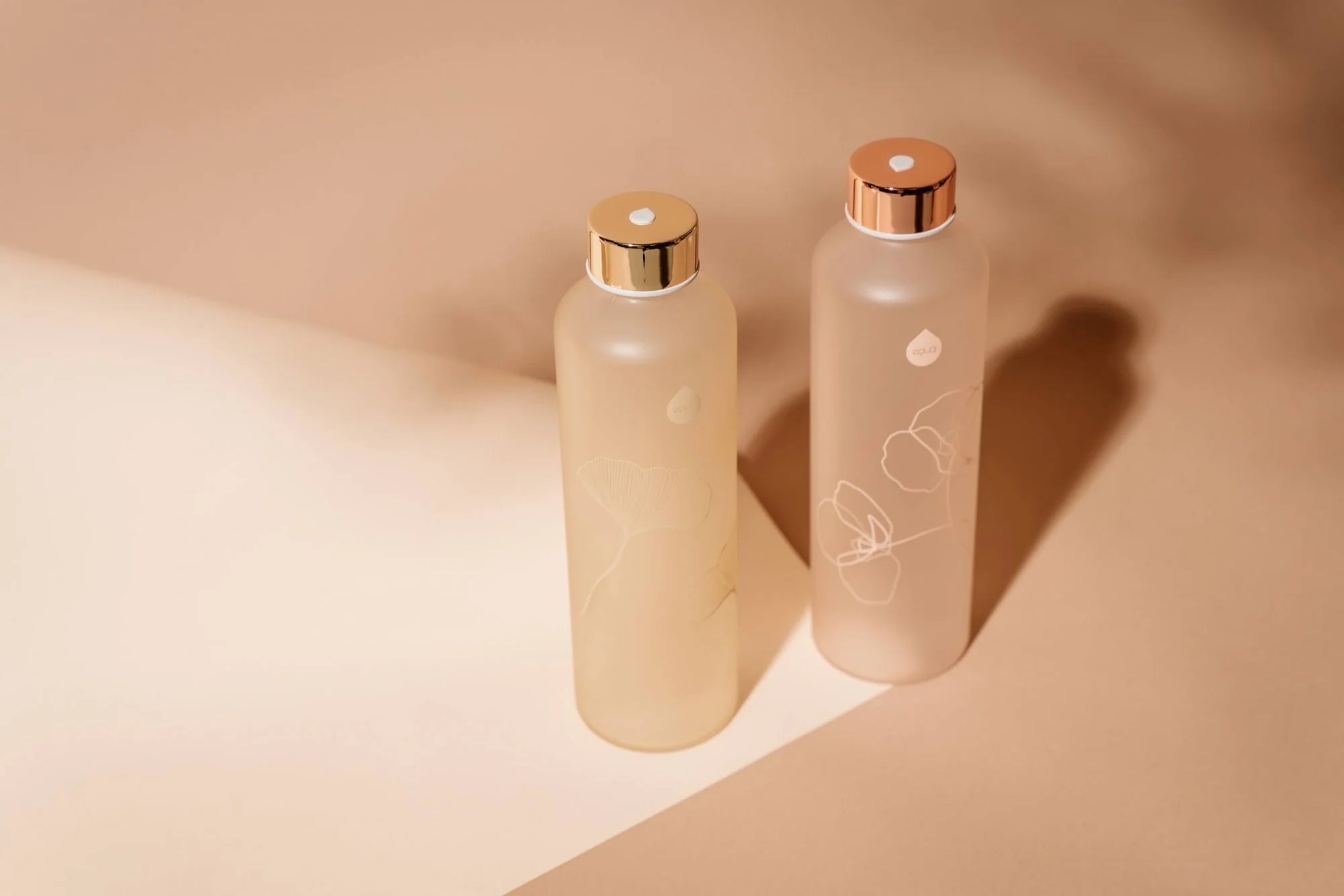 Equa Skleněná lahev Mismatch (0,75 l) - Bloom - Image 4