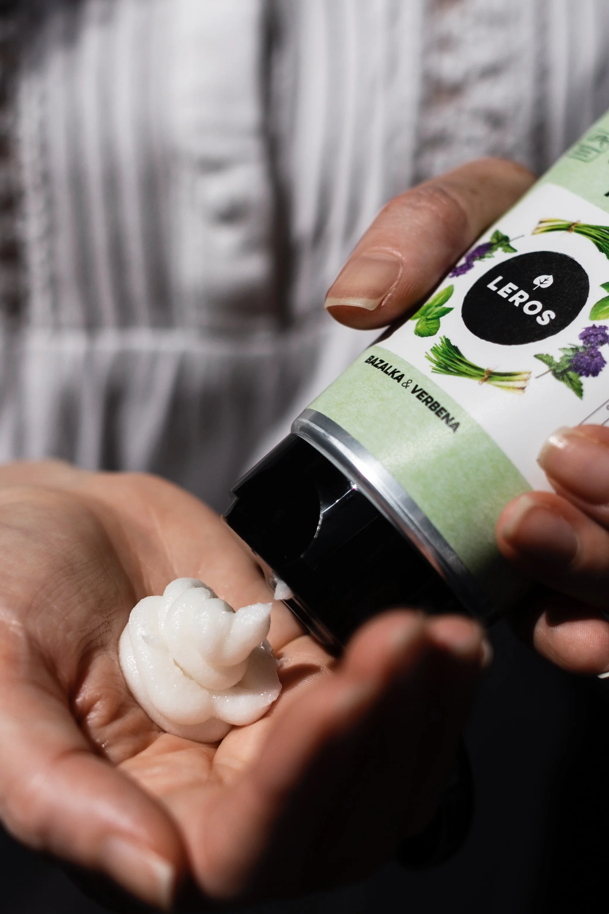 LEROS Sprchová pasta (130 ml) - Bazalka & verbena - Image 3