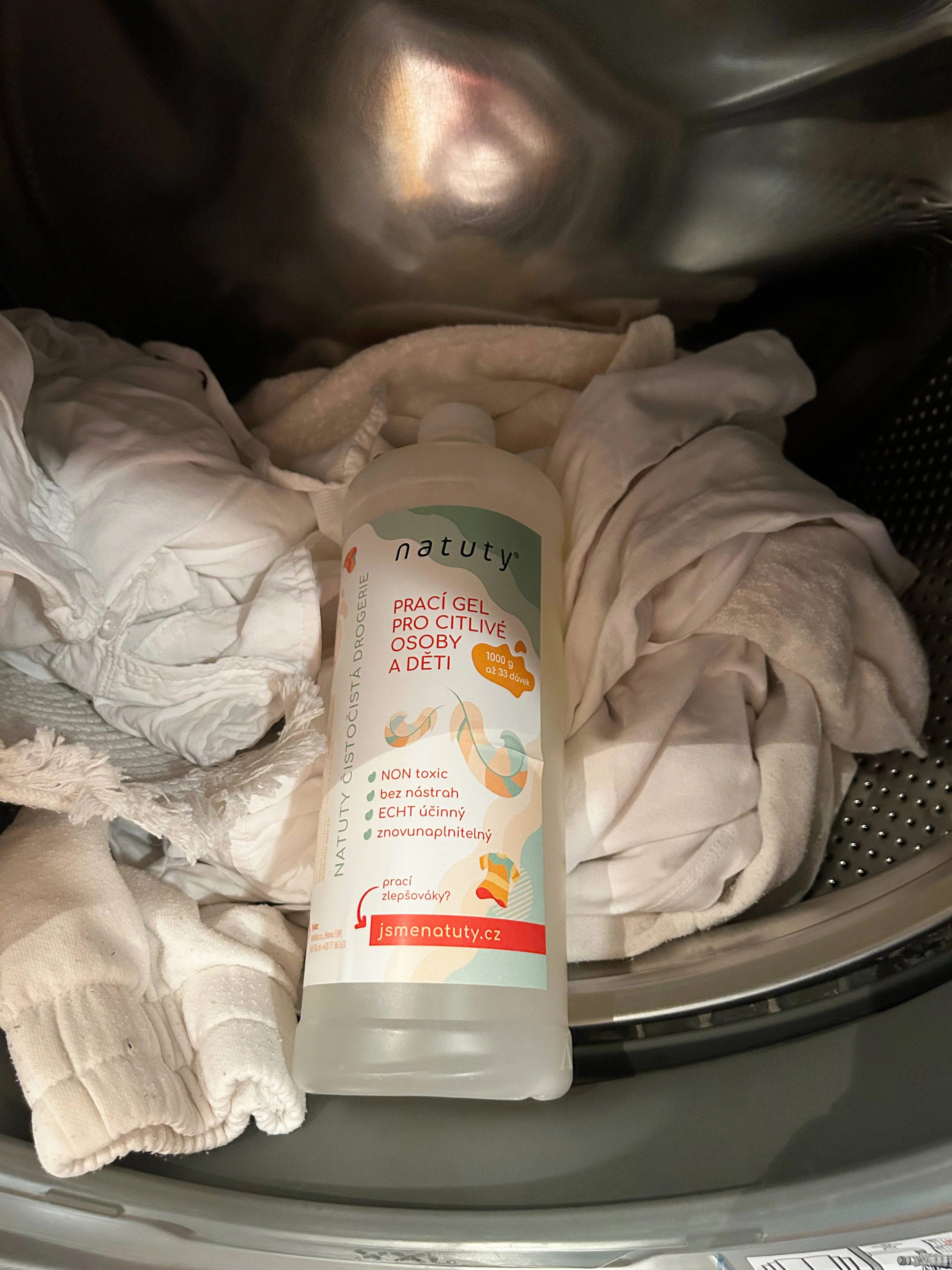 Natuty Prací gel pro citlivé osoby a děti (1 l) - Image 3